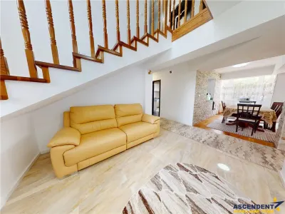 Casa mobilata, accesorizata, luminoasa, vedere munte, zona verde - foto 16