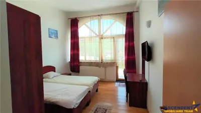 Pensiune cu restaurant, profit asigurat din chirii, terasa spre munte, Brasov - foto 2