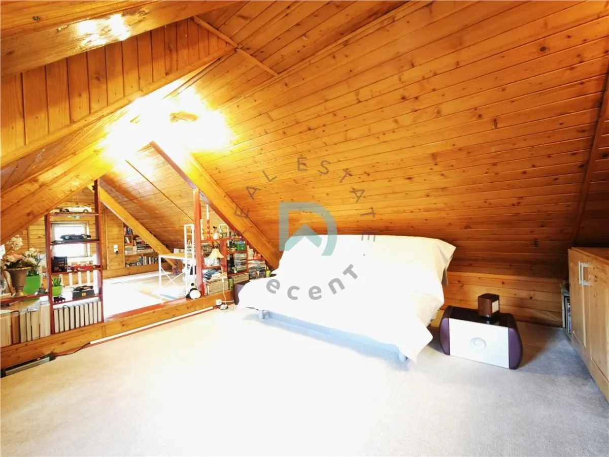 Casa 3 camere de vanzare,  Brasovul Vechi - foto 9