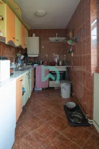 Casa 6 camere Sacele Cernatu - foto 12