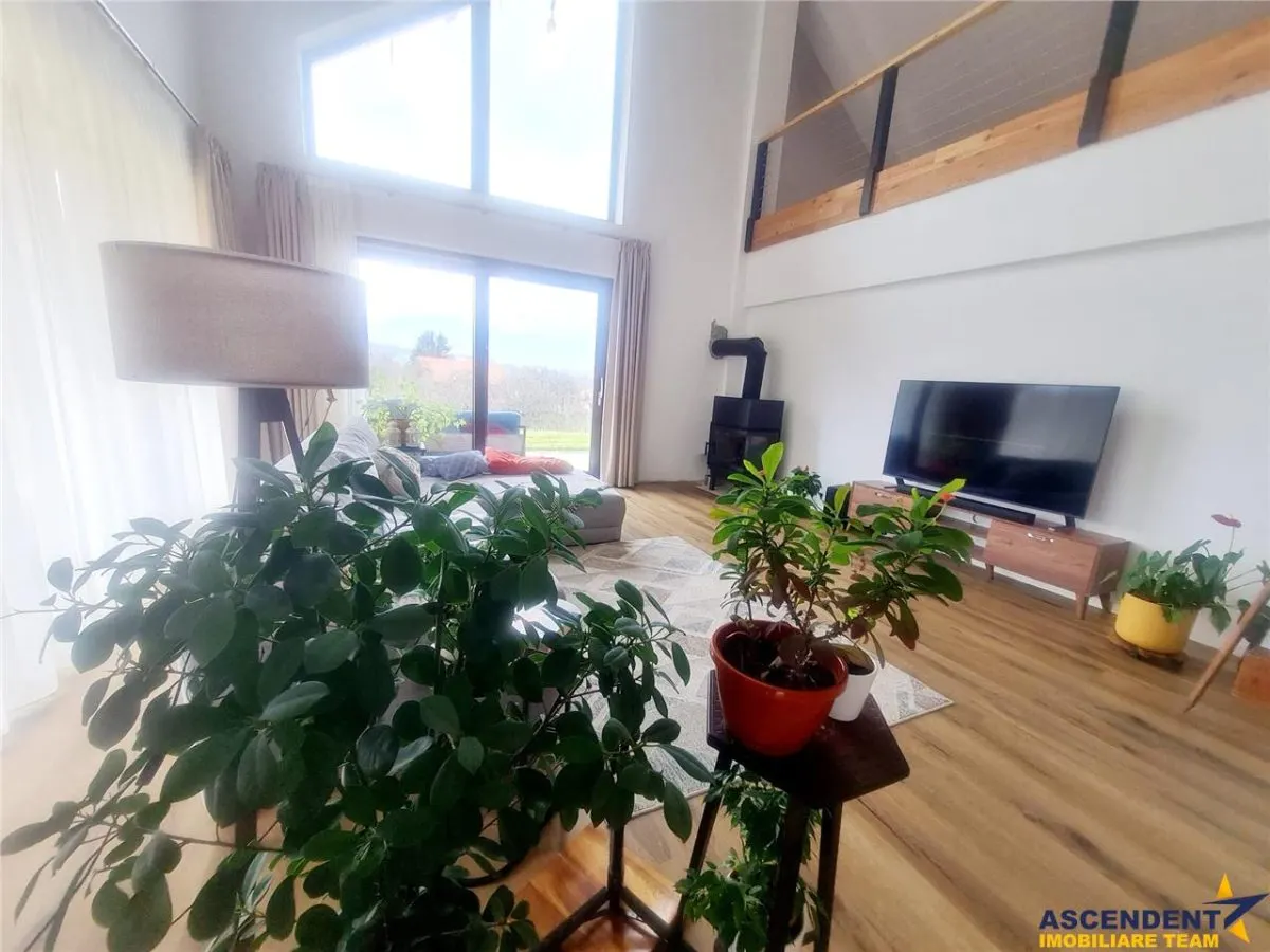 Vila cu panorama verde, teren de 500 mp, Sohodol-Bran, Brasov - foto 12