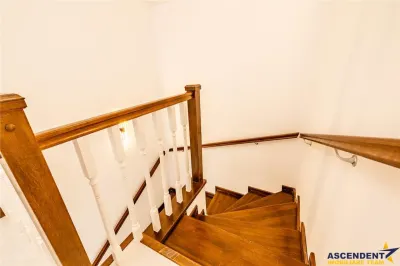 Eleganta casa, cartier select, intabulata Halchiu, Brasov - foto 6