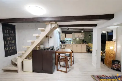 Pet friendly, design bohemian, parcare inclusa, curte proprie, vedere spectaculoasa, zona Troitelor - foto 3
