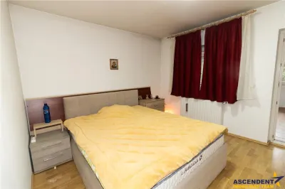 Vila distincta, panorama urbana, amplasare de top, Zarnesti, Brasov - foto 29