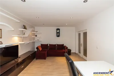 Vila distincta, panorama urbana, amplasare de top, Zarnesti, Brasov - foto 34
