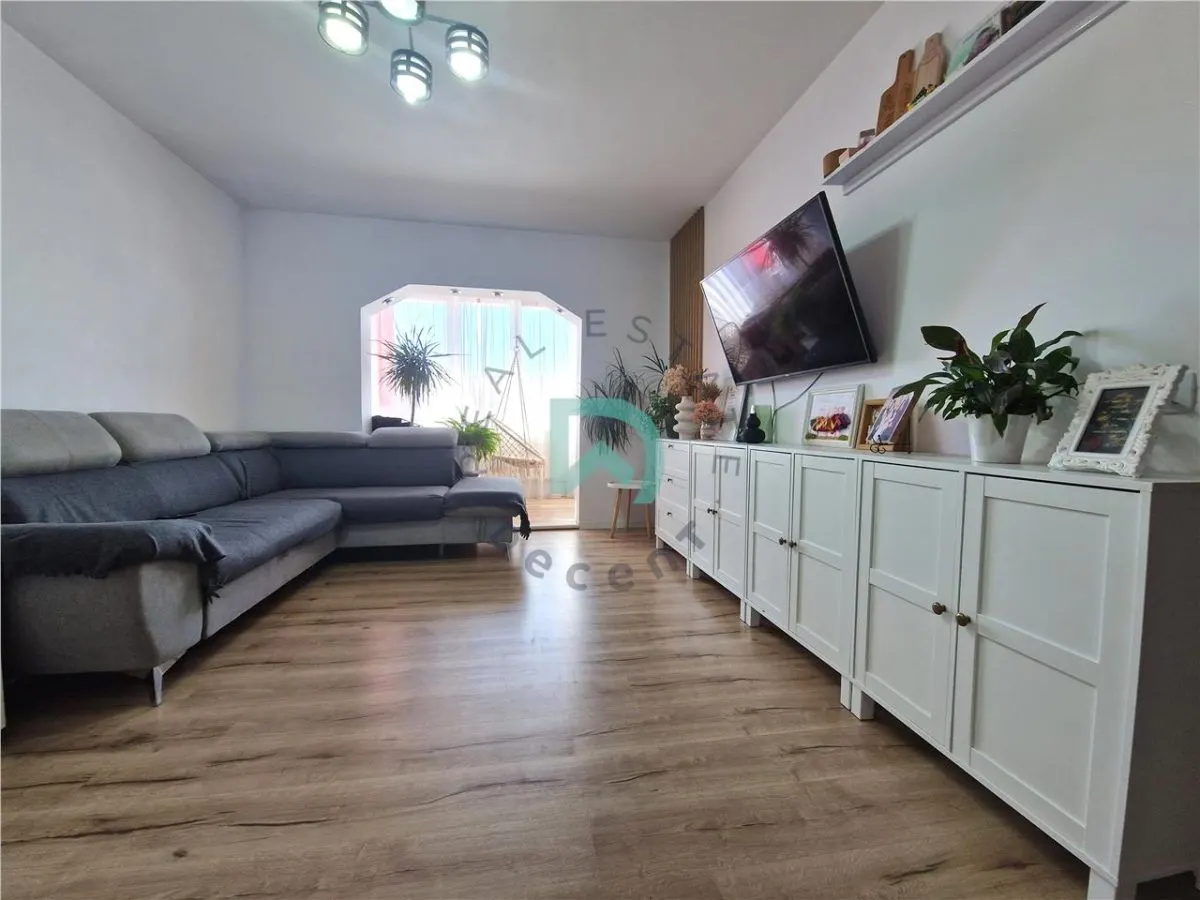 Apartament 3 camere, Tractorul, Brasov - foto 2