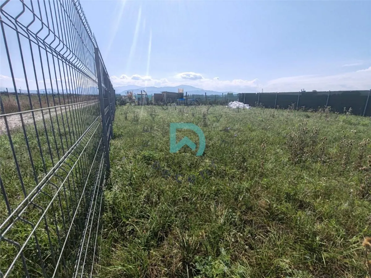 Teren intravilan de vanzare 425 mp, Stupini, Brasov - foto 1