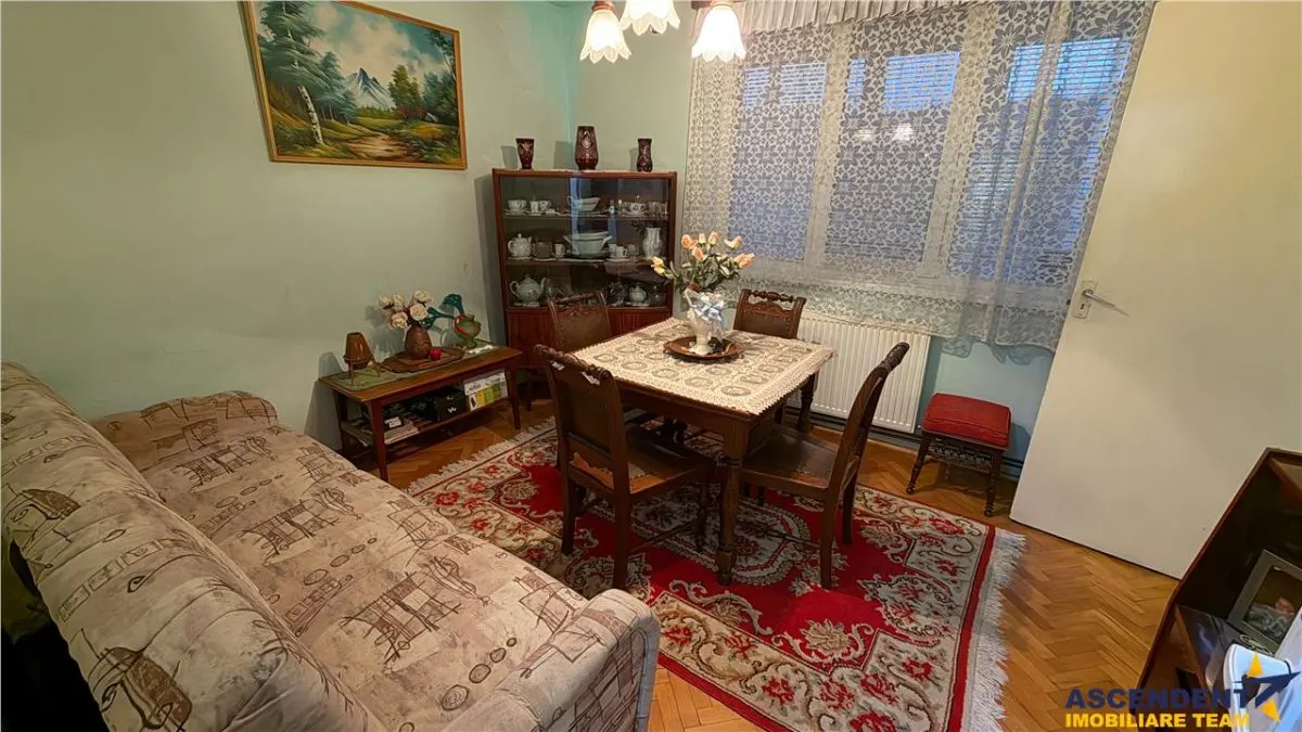 Refugiu urban,decomandat, farmec autentic,balcon spatios,Dambu Petros, Targu Mures - foto 18
