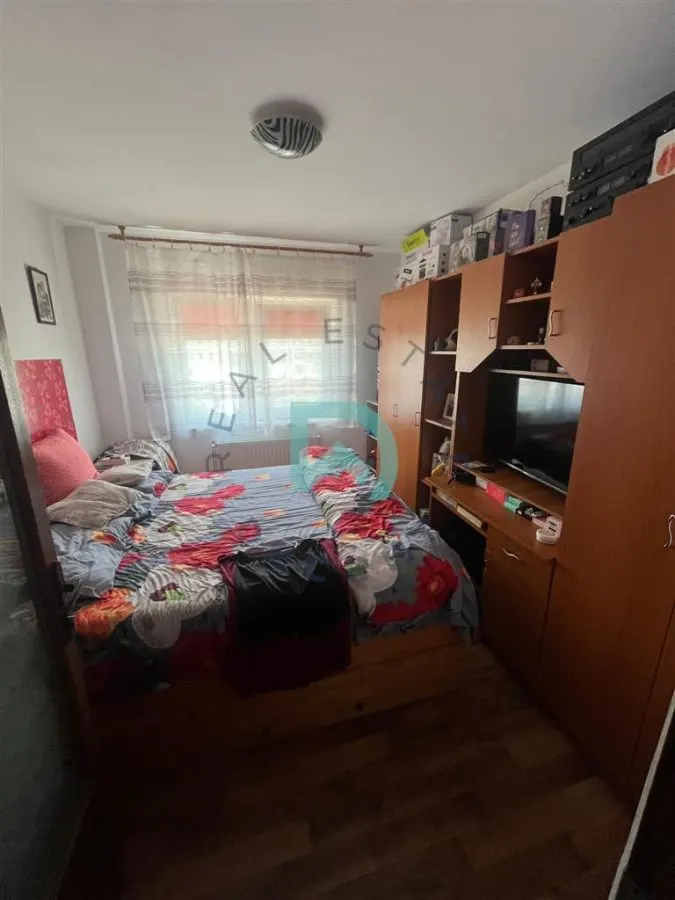 Apartament 3 camere, Bartolomeu, Brasov. - foto 4
