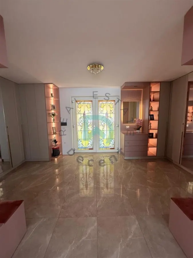 Casa spatioasa , intrare Izvor, Brasov - foto 11