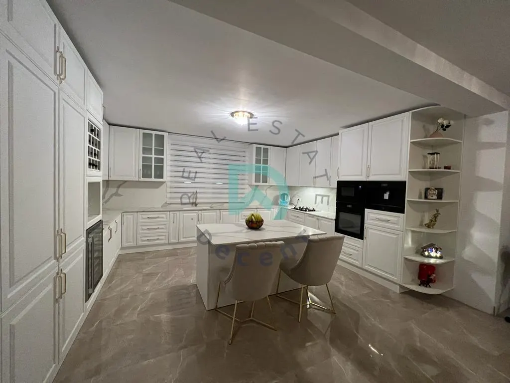 Casa spatioasa , intrare Izvor, Brasov - foto 12