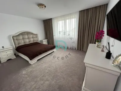 Casa spatioasa , intrare Izvor, Brasov - foto 29