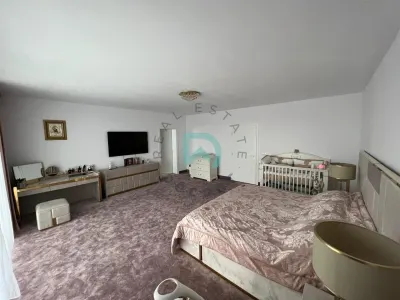 Casa spatioasa , intrare Izvor, Brasov - foto 34
