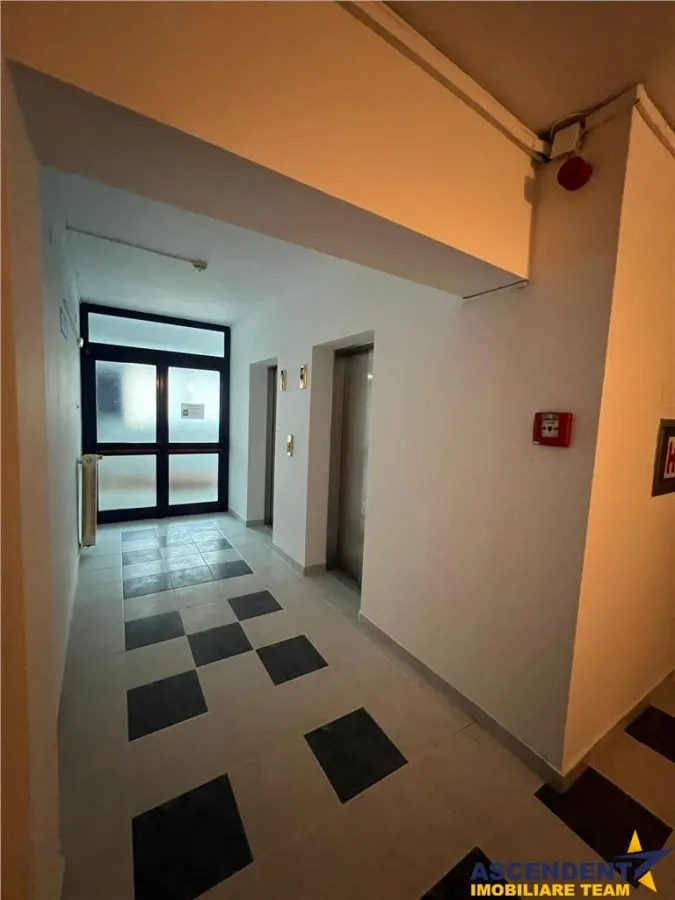 Spatiu de birouri renovat, Centrul Civic, Brasov - foto 18