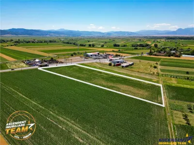 8.400mp, la DN12, cu Certificat Urbanism, teren intravilan, Chichis, Covasna. - Chichis
