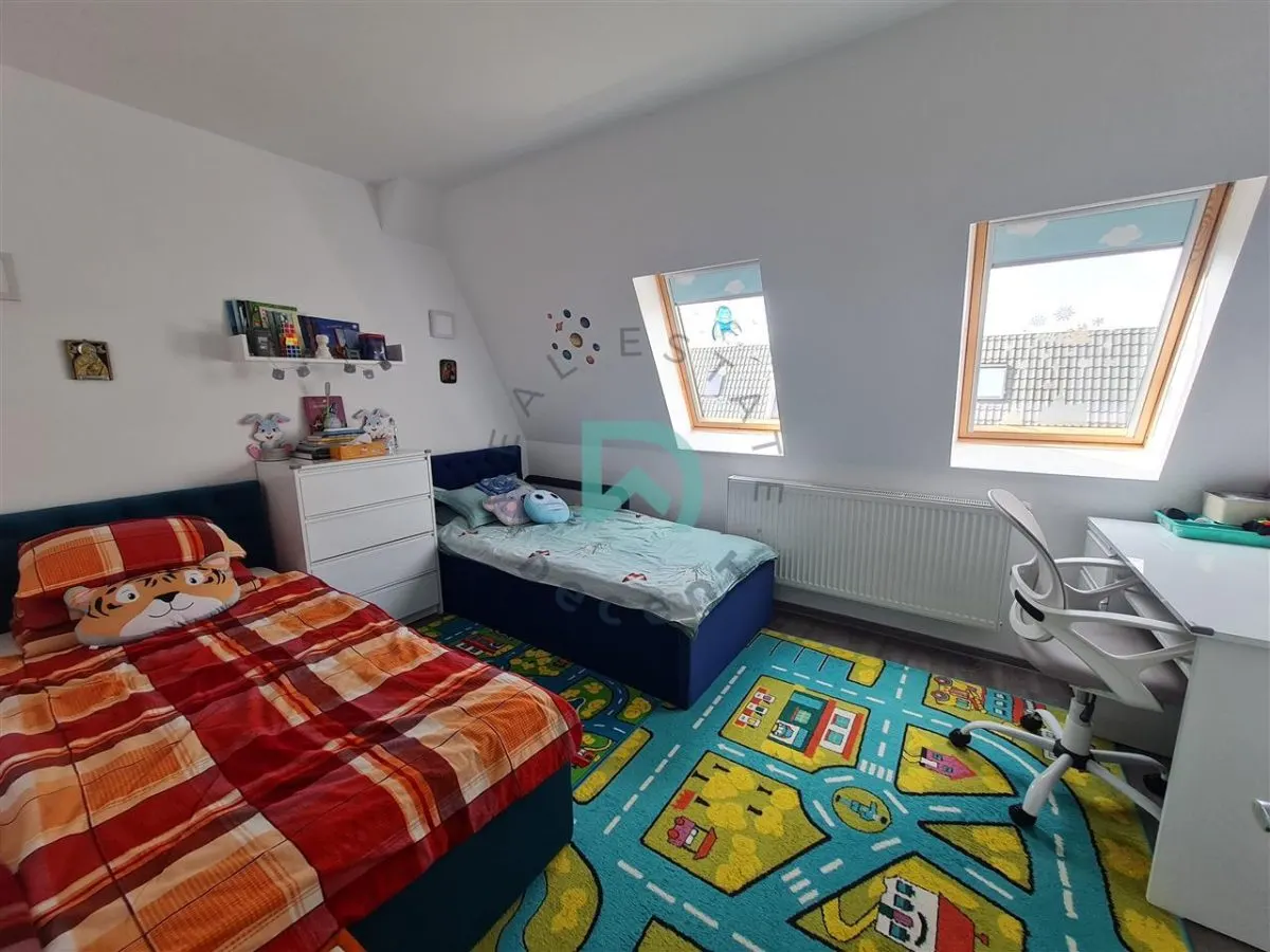 Casa  Tarlungeni, Brasov - foto 19