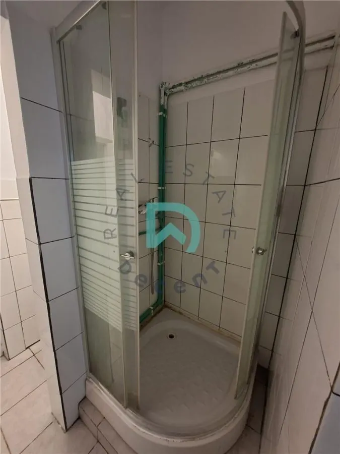 Imobil de închiriat â€“ 18 camere | Ideal pentru muncitori, pensiune sau activități comerciale - foto 20
