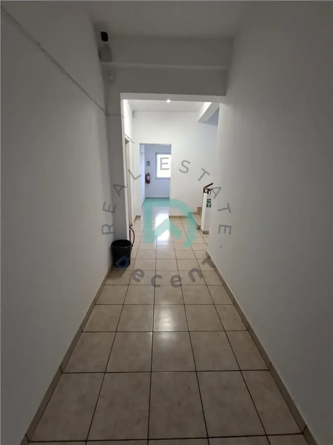 Imobil de închiriat â€“ 18 camere | Ideal pentru muncitori, pensiune sau activități comerciale - foto 25