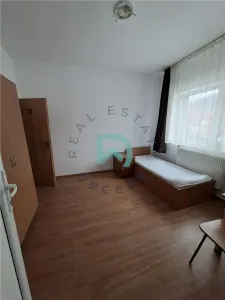 Imobil de închiriat â€“ 18 camere | Ideal pentru muncitori, pensiune sau activități comerciale - foto 5