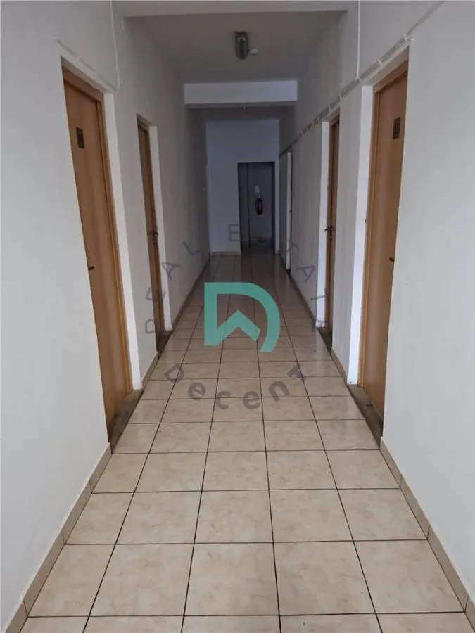 Imobil de închiriat â€“ 18 camere | Ideal pentru muncitori, pensiune sau activități comerciale - foto 7
