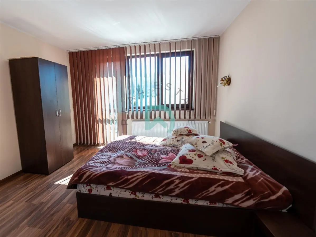 Vila 6 camere, Timisul de Sus. - foto 11