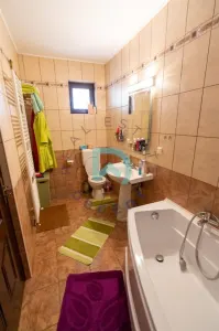 Vila 6 camere, Timisul de Sus. - foto 22