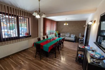 Vila 6 camere, Timisul de Sus. - foto 4