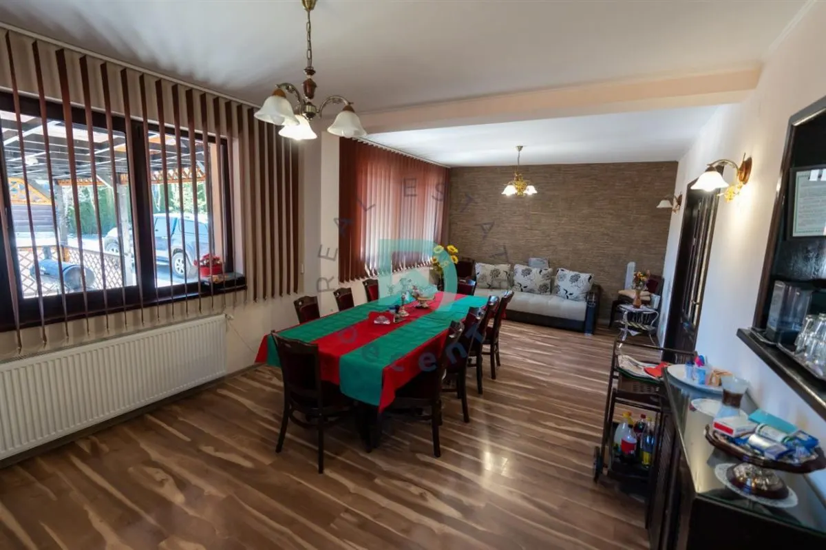 Vila 6 camere, Timisul de Sus. - foto 4