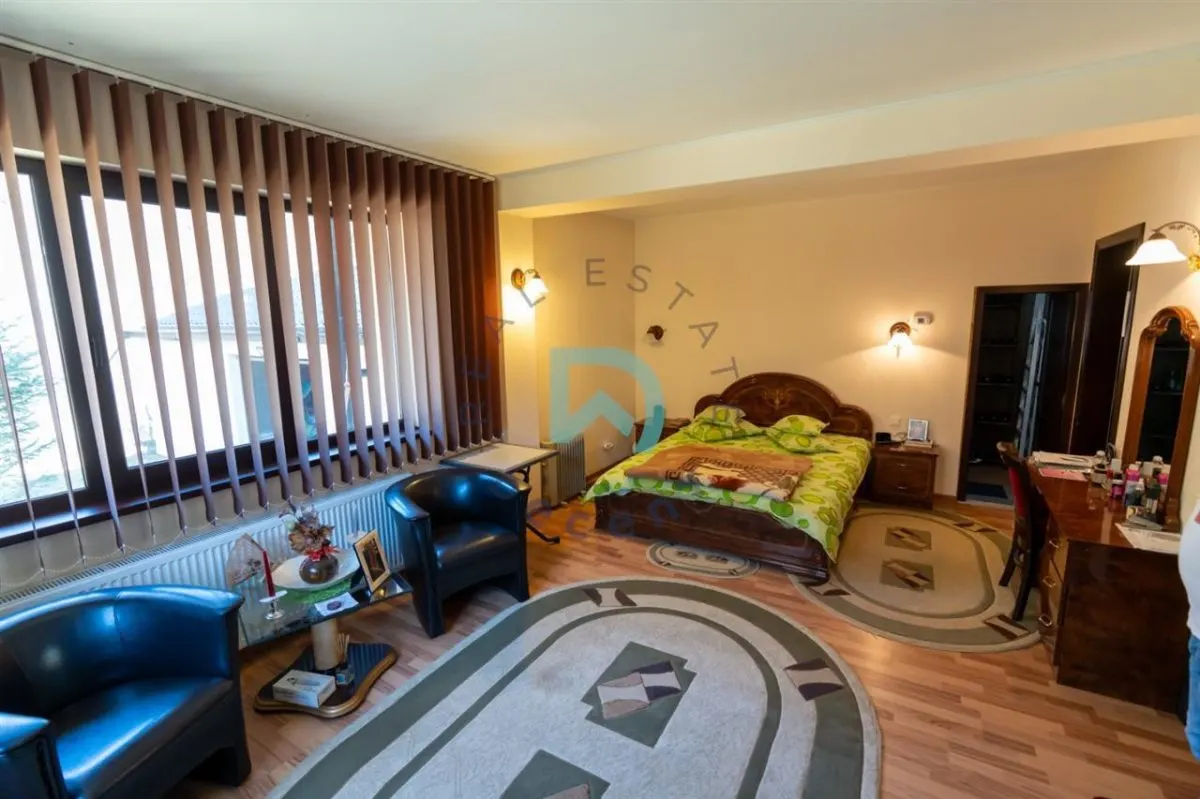 Vila 6 camere, Timisul de Sus. - foto 7