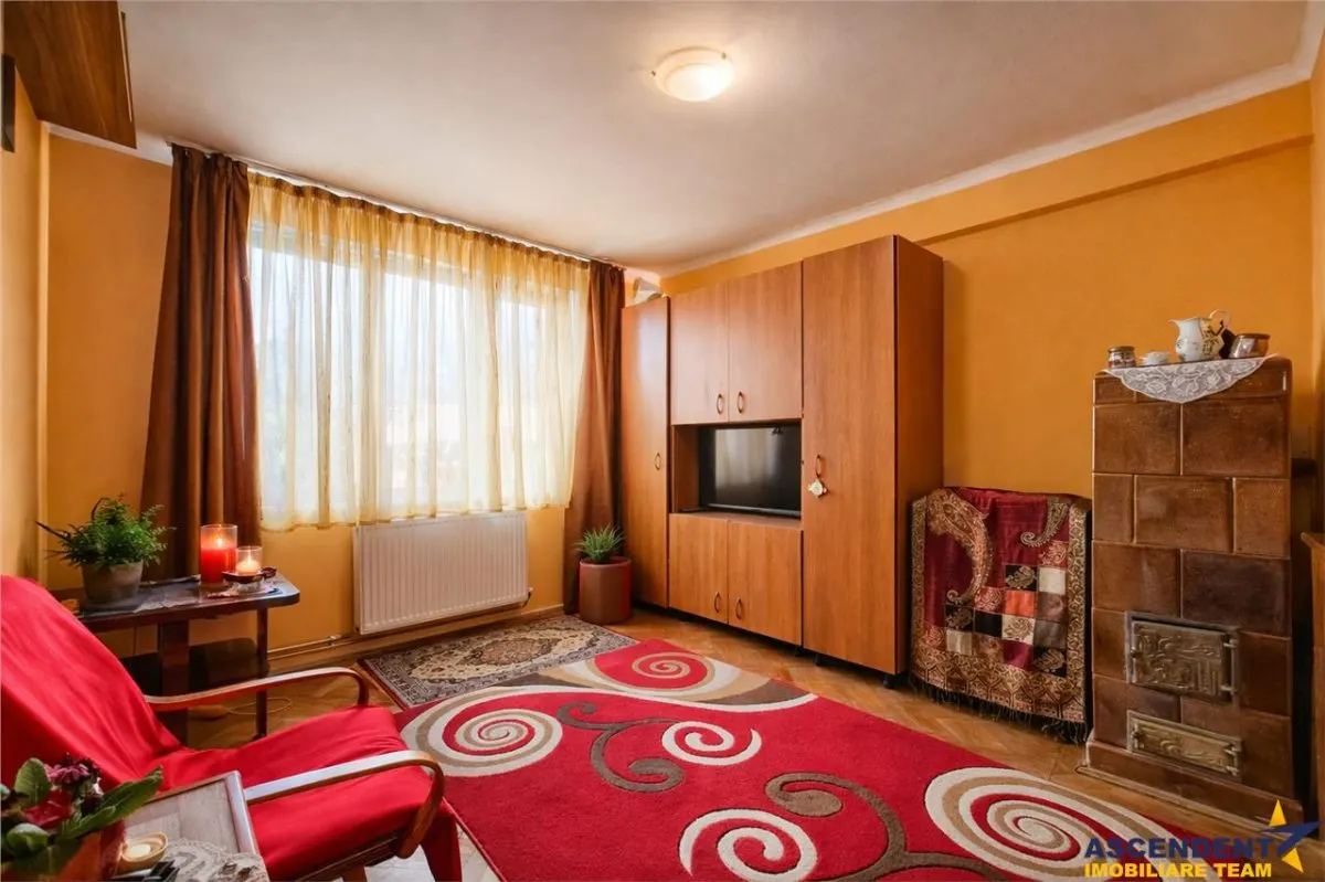 Decomandat apartament cu 2 camere, Lenin, Sfantu Gheorghe - foto 1