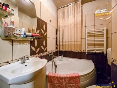 Decomandat apartament cu 2 camere, Lenin, Sfantu Gheorghe - foto 13