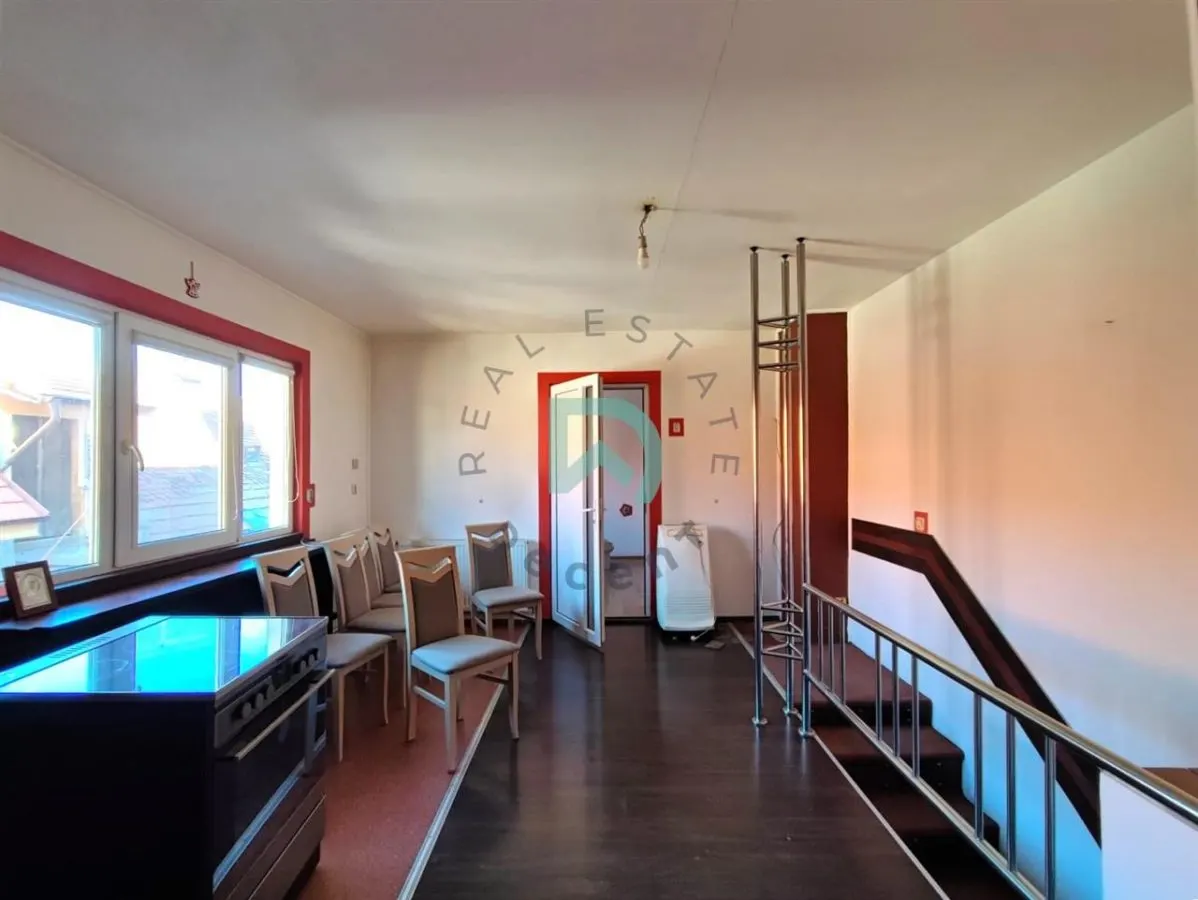 Corp de casa de vanzare  Central, Brasov - foto 19