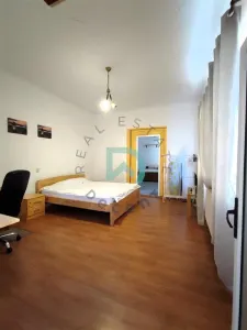 Corp de casa de vanzare  Central, Brasov - foto 3