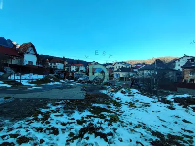 Teren langa telecabina, Busteni - foto 5