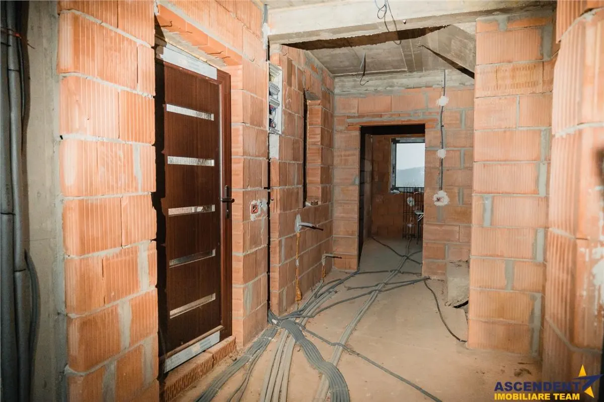 FILM! Casa si domeniu de 5.000mp, in Berchez:o bijuterie ascunsa a Maramuresului - foto 14