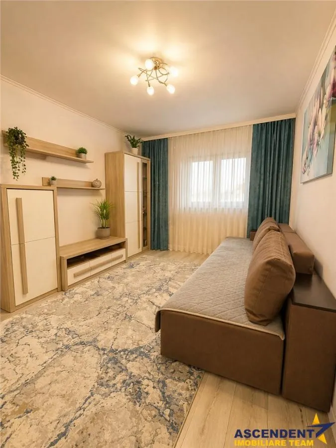 Decomandat si renovat, Sacele, Brasov - foto 1