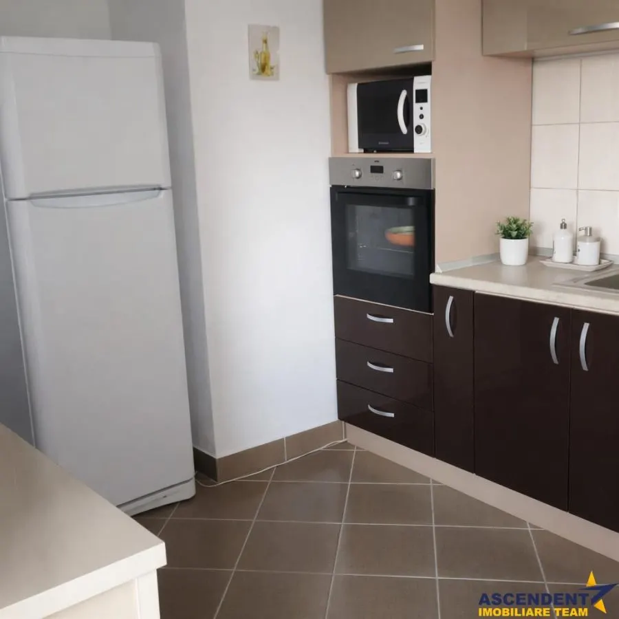 Apartament decomandat, teresa, mobilat, accesorizat, Subcetate,Sanpetru, Brasov - foto 2