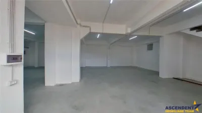 Tur 3D:Spatiu pentru activitati sportive/comerciale/sociale/centre medicale.Amenajare personalizata! - foto 3