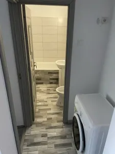 Garsoniera renovata, etaj 1, Astra, Brasov - foto 7