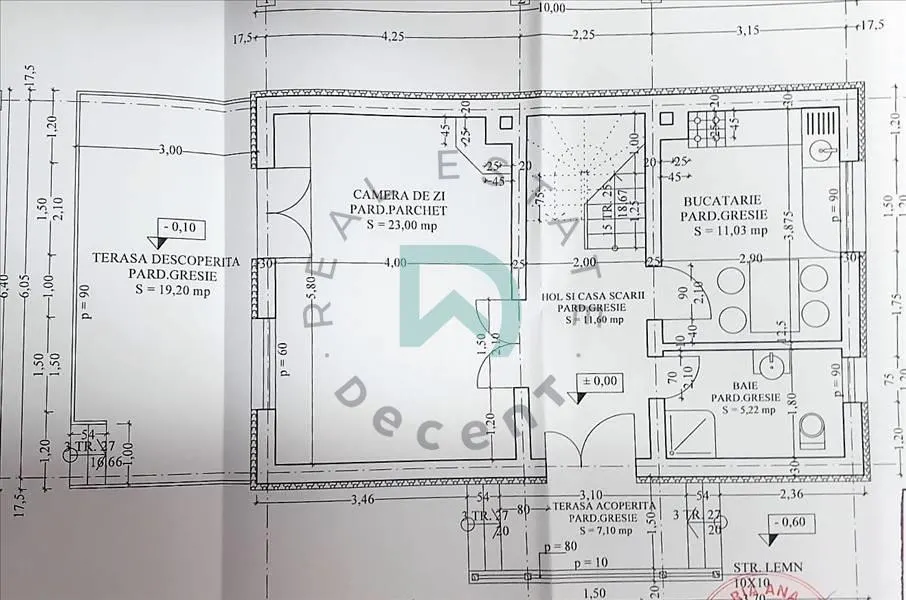 Casa la rosu, Cartierul Pacii, Vulcan - foto 14