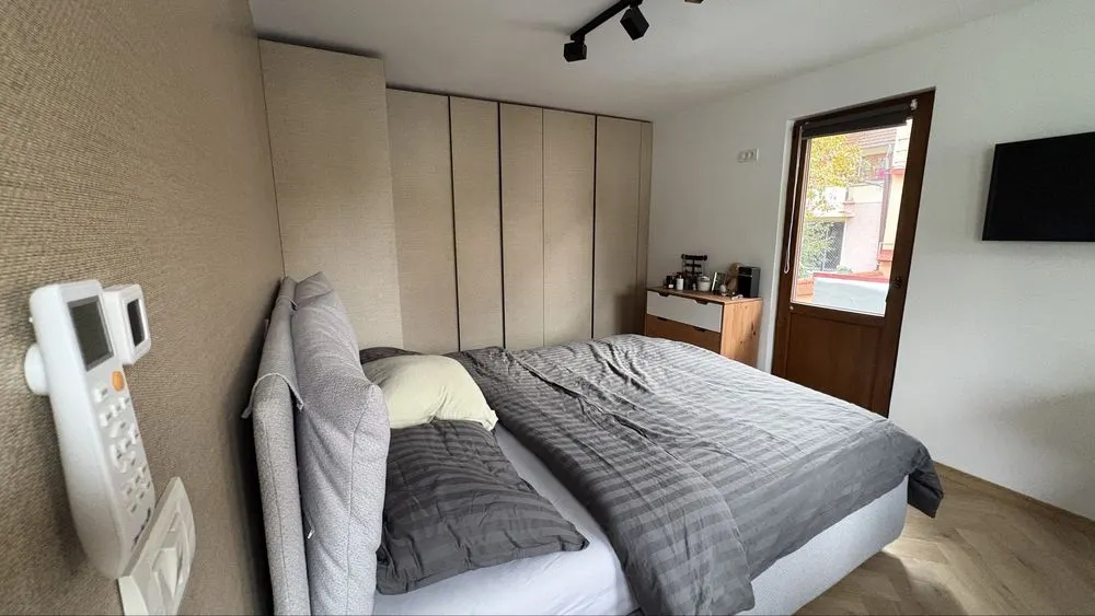 Imobil renovat aria Piata Unirii - Centrul istoric, Brasov - foto 3