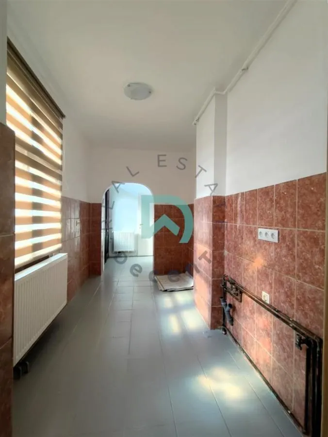 Potential Booking, zona  Schei, Brasov - foto 7