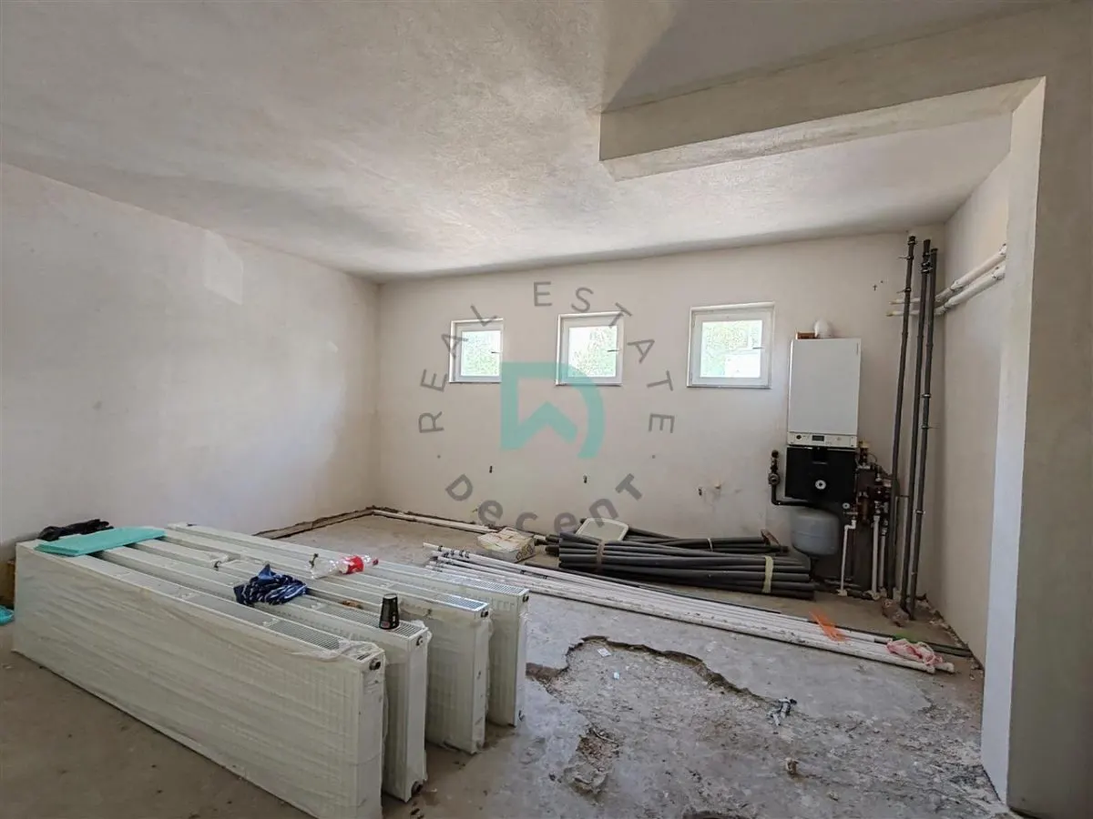 Inchiriere spatiu comercial zona Grivitei, Brasov - foto 12