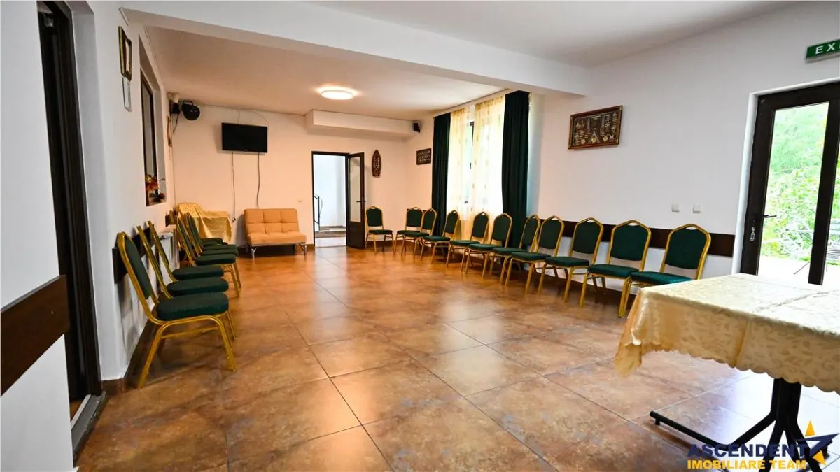 In cartea de povesti a Pietrei Craiului, ansamblul turistic functional,Plaiul Foii - foto 13