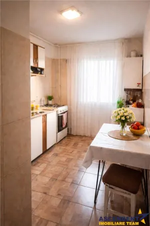 Apartament 3 camere Brașov - poza 2
