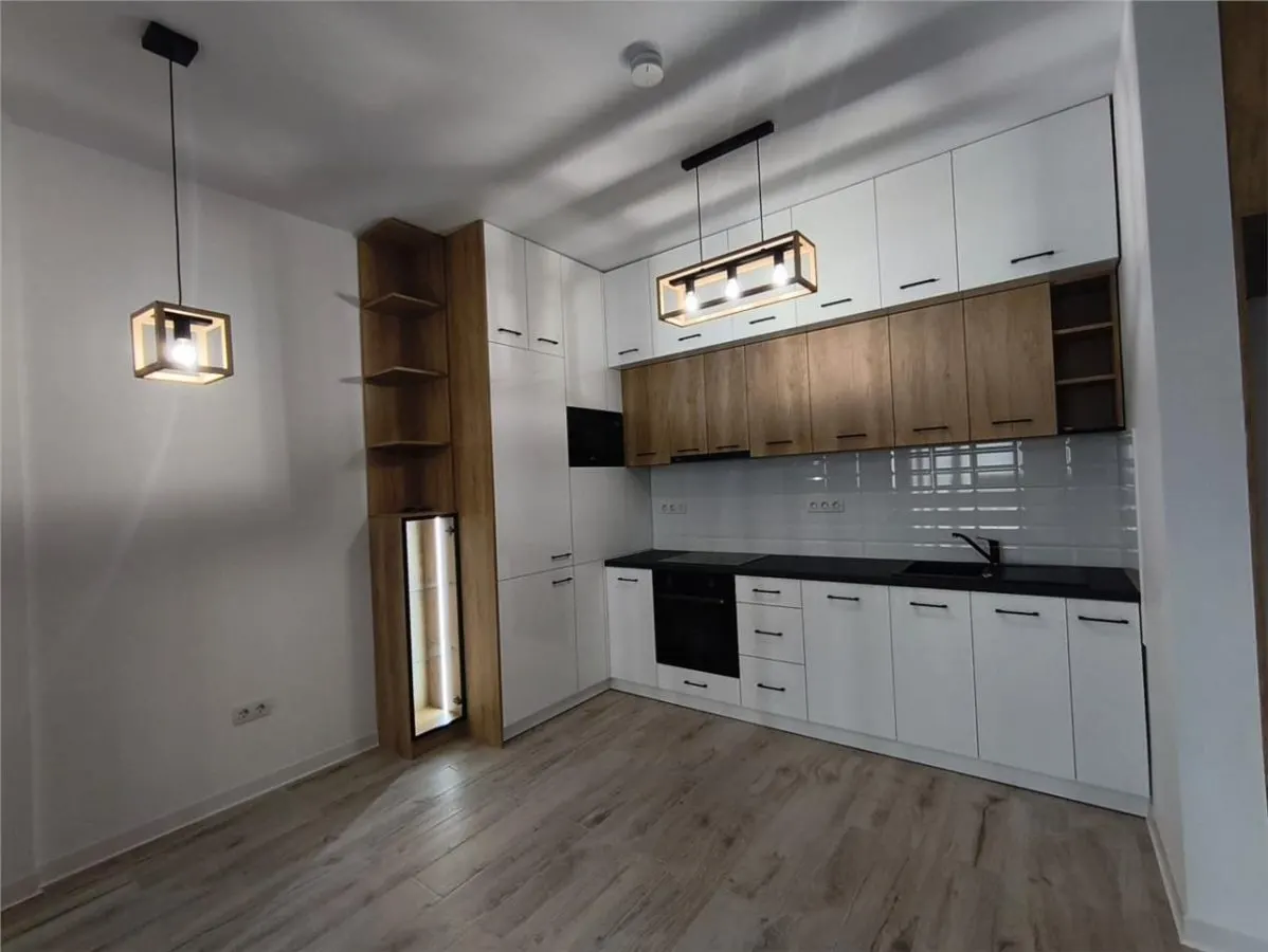 Apartament Ultra Central Bloc Nou Parcare Inclusa - foto 1