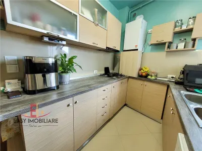 Apartament 4 camere , Piata Matei Corvin , 95mp , Semi-Central - foto 7