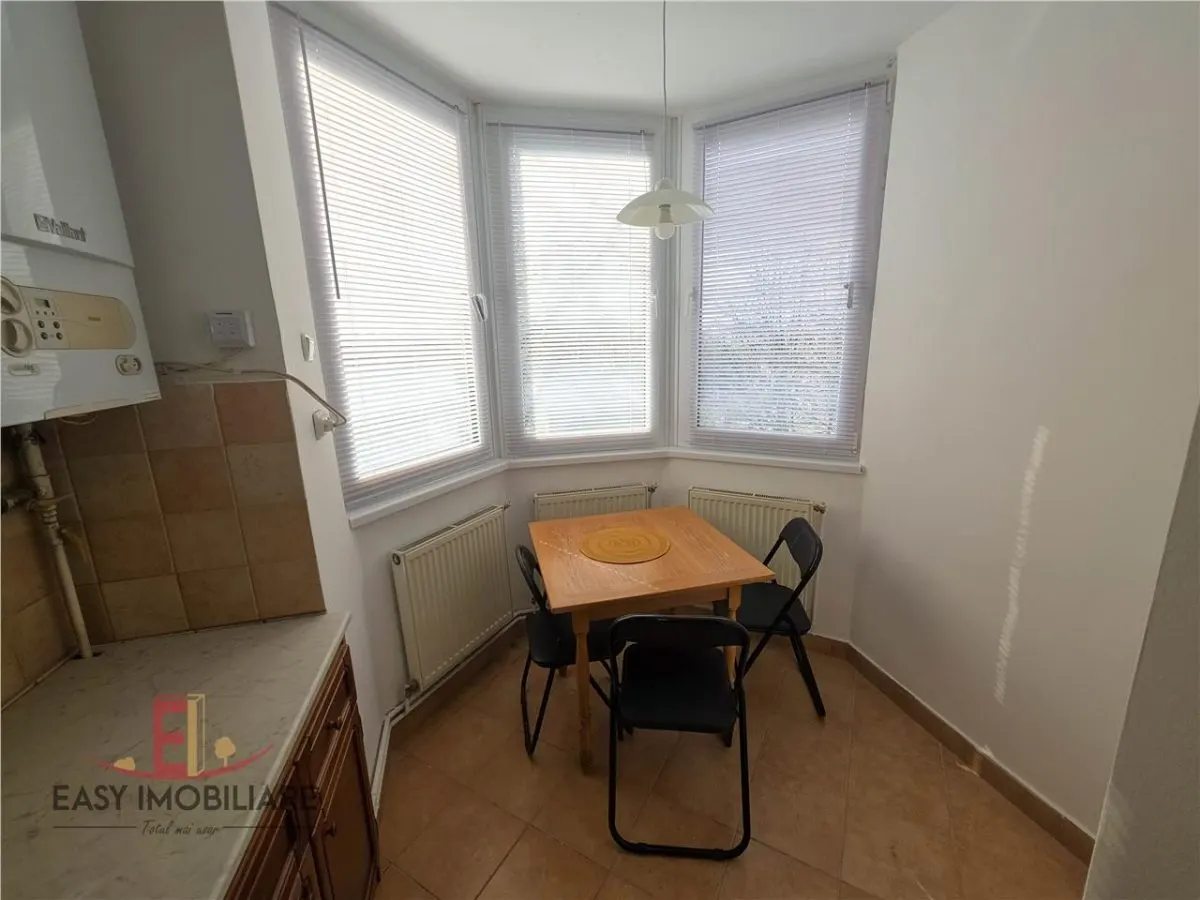 Apartament 3 camere, UMF, Spital, Cornisa, 2 bai,  Targu Mures - foto 3