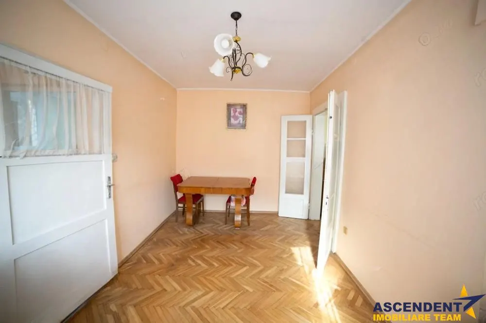 Sacele, Brasov - foto 2
