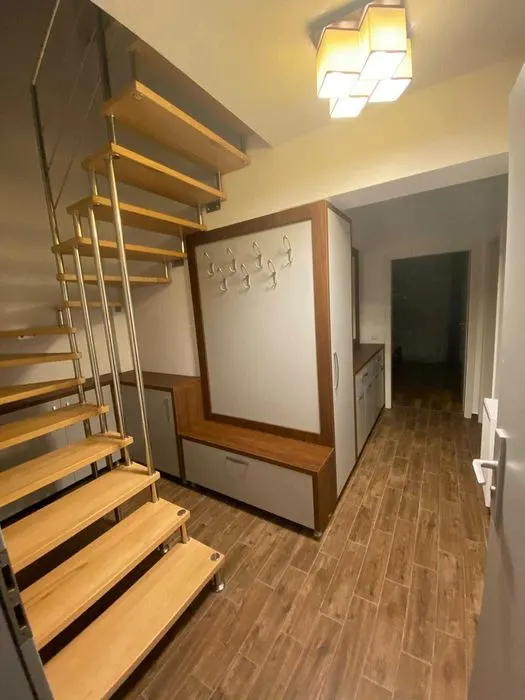 3 camere, tip penthouse, mobilat si utilat,Tractorul, Brasov - foto 2